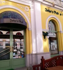 John's Pub & Restaurant