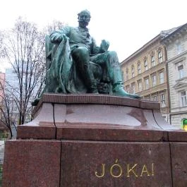 Jókai Mór szobor - Jókai tér Budapest - Egyéb