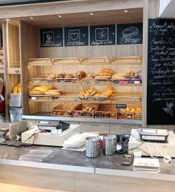 Jókenyér kávézó & mintabolt