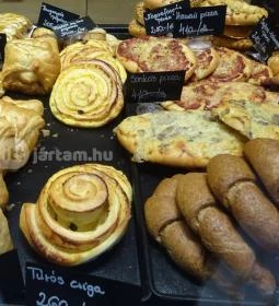 Jókenyér- Nagymező utca