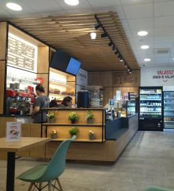 Jókenyér - Móricz Zsigmond körtér