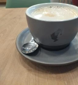 Jókenyér - Móricz Zsigmond körtér