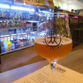 Jónás Craft Beer & Food Budapest - Étel/ital