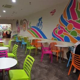 Jono Yogo Önkiszolgáló Frozen Yogurt Bár - WestEnd City Center, Budapest - Belső