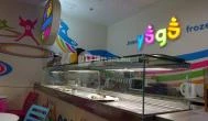 Jono Yogo Önkiszolgáló Frozen Yogurt Bár - WestEnd City Center Budapest - Belső