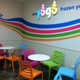 Jono Yogo Önkiszolgáló Frozen Yogurt Bár - WestEnd City Center, Budapest - Belső