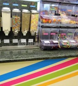 Jono Yogo Önkiszolgáló Frozen Yogurt Bár - Árkád