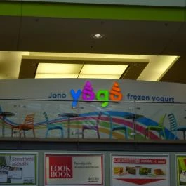 Jono Yogo Önkiszolgáló Frozen Yogurt Bár - Árkád Budapest - Belső