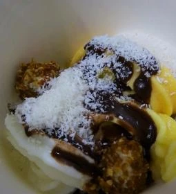 Jono Yogo Önkiszolgáló Frozen Yogurt Bár - Auchan