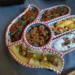 Jouri - A Blend of Moroccan & Lebanese Cuisine Budapest - Étel/ital