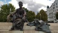 József Attila szobra Budapest - Egyéb