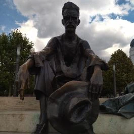 József Attila szobra Budapest - Egyéb