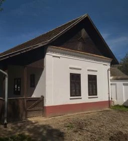 József Attila Városi Könyvtár és Múzeum