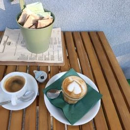 Juharfa Specialty Coffee Székesfehérvár - Étel/ital