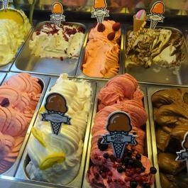 Juhász Cuki, Budapest - Étel/ital