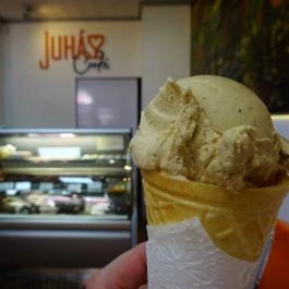 Juhász Cuki, Budapest - Étel/ital