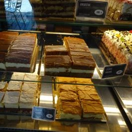 Juhász Cukrászda - Gyöngyház Plaza Gyöngyös - Étel/ital