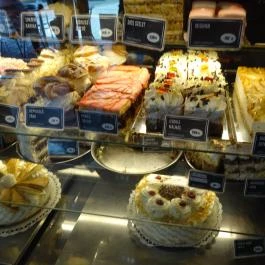 Juhász Cukrászda - Gyöngyház Plaza Gyöngyös - Étel/ital