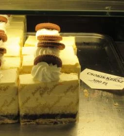 Juhász Cukrászda - Petőfi Sándor utca