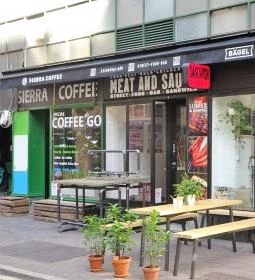 Juicy + Budapest Bagel