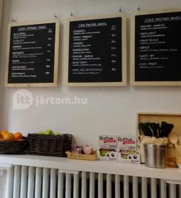 Juicy + Budapest Bagel