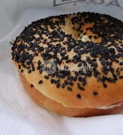 Juicy + Budapest Bagel