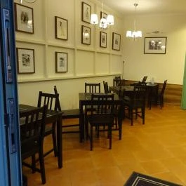 Julien Boulangerie et Patisserie Budapest - Belső