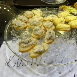 Julien Boulangerie et Patisserie Budapest - Étel/ital