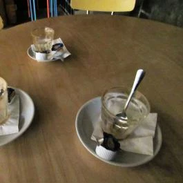 Jurányi Suterene Budapest - Étel/ital