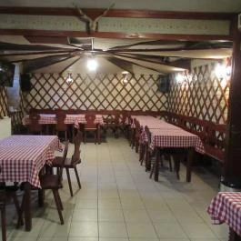 Jurta Korcsma Budapest - Belső