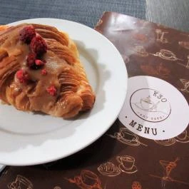 K30 Art Cafe Budapest - Étel/ital