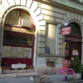 Kacsa Vendéglő Budapest - Külső kép