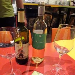 Kadarka Borbár & Borkereskedés Budapest - Étel/ital