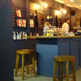 Kaffeine Espresso Bar - Lövőház utca Budapest - Belső