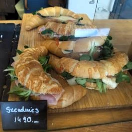 Kaffeine Espresso Bar - Baross utca Budapest - Étel/ital