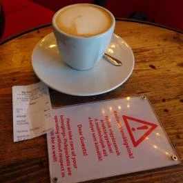 Kakas Presszó - Deák Ferenc tér, Budapest - Étel/ital