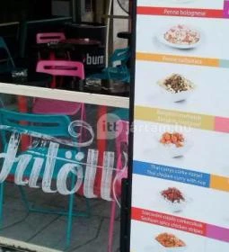 Kakas Plusz - Deák Ferenc tér