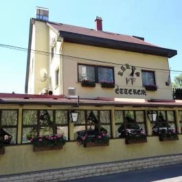 Kakas Étterem Budapest - Külső kép