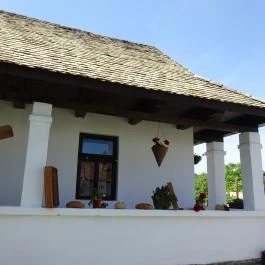 Kalácsos Pékség Hollókő - Külső kép