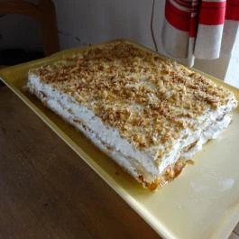 Kalácsos Pékség Hollókő - Étel/ital