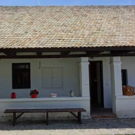 Kalácsos Pékség Hollókő - Külső kép