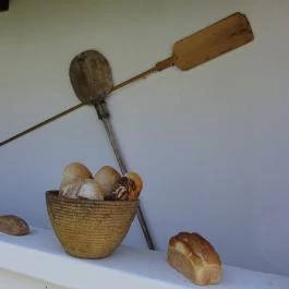 Kalácsos Pékség Hollókő - Étel/ital