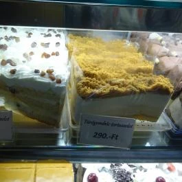 Kálmán Cukrászda Zsámbék - Étel/ital