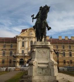 Kálmán herceg szobra