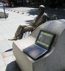 Kálmán Imre szobra