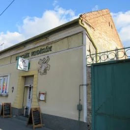 Kalocsáék Malom Vendéglője, Cegléd - Külső kép