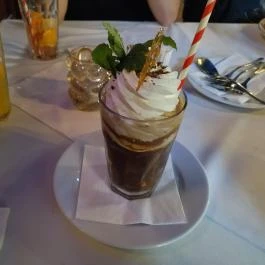 Kalóz Fregatt Étterem Tata - Étel/ital