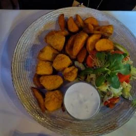 Kalóz Fregatt Étterem Tata - Étel/ital