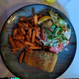 Kalóz Fregatt Étterem Tata - Étel/ital