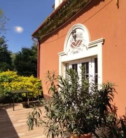 Kalóz Fregatt Panzió 